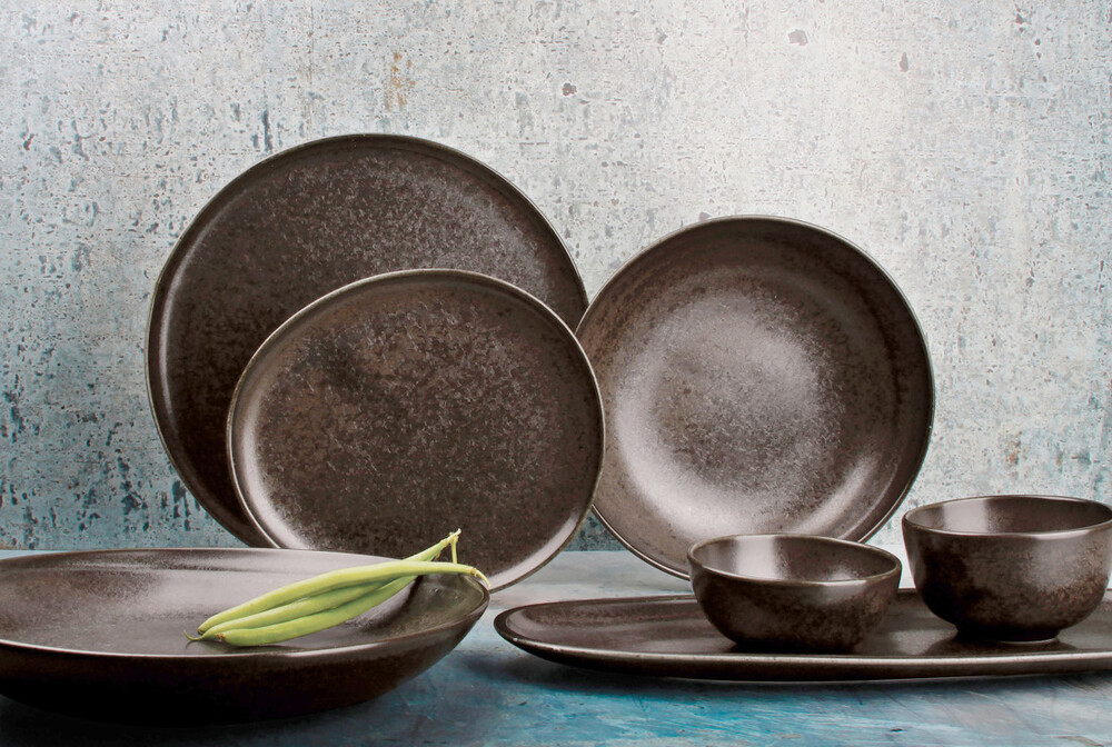 Ceres black (Zanzibar dark) collection